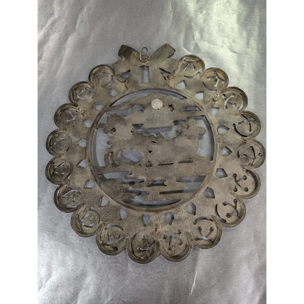 Godinger silver Christmas trivet wreath style horse carriage sleigh stars bells‎